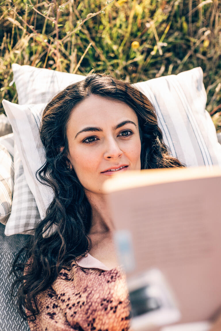 Laika Ecovip lifestyle automotive Fotografie in den Hügeln von Siena