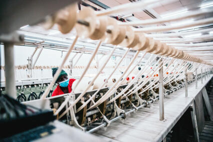 Baumwollbekleidungsproduktion in Uganda für Umoja TSG Hoffenheim